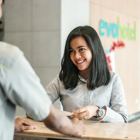 Evo Hotel Pekanbaru-2